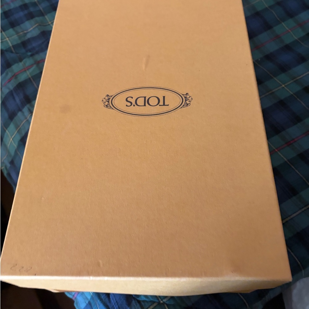 Tod's Beige Shoe Box with Logo